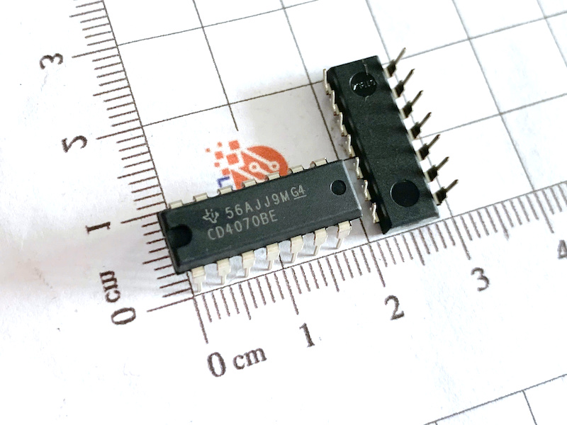 Alternative view of CD4070BE, CD4070 IC số Dip 14