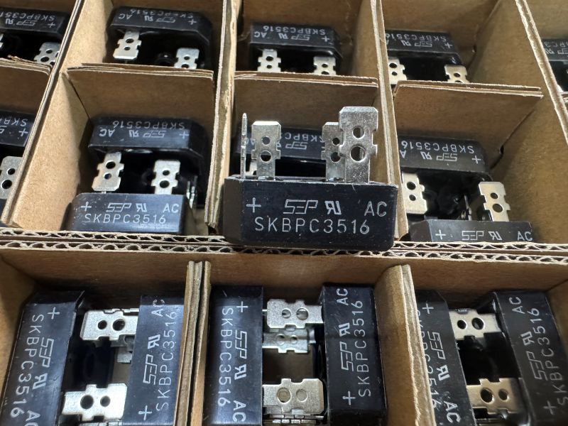 SKBPC3516 Diode chỉnh lưu cầu 3 pha 35A 1600V chân dẹt - Ảnh 4