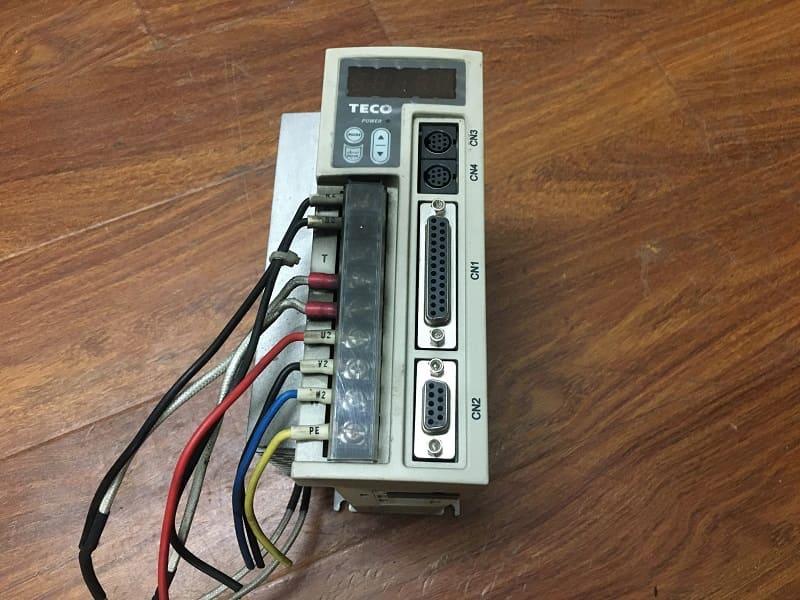JSDEP-30A Bộ điều khiển servo Teco công suất 1kw