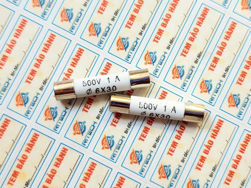 Cầu chì sứ R058 1A 500V kích thước 6X30MM