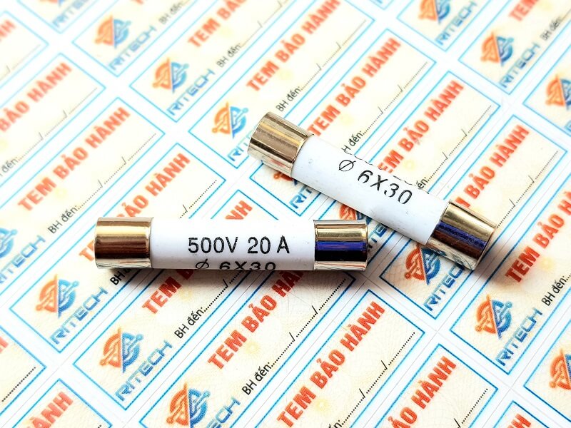 Cầu chì sứ R058 20A 500V kích thước 6X30MM