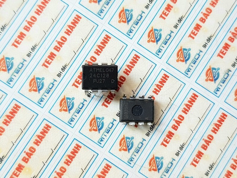 Alternative view of 24C128, AT24C128 eeprom DIP-8