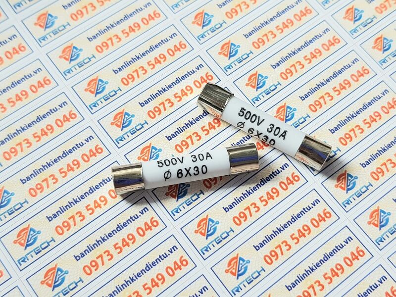 Alternative view of Cầu chì sứ R058 30A 500V kích thước 6X30MM