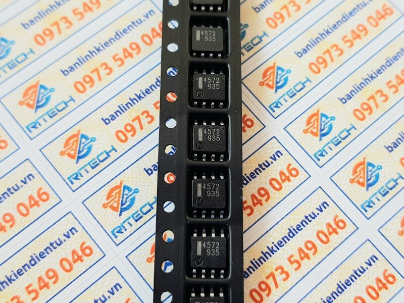 Alternative view of 4572 UPC4572G UPC4572 UPC4572G2 IC Chuyên Dụng SOP-8