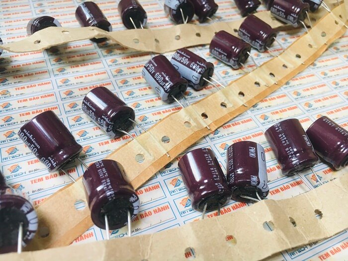 680UF 50V