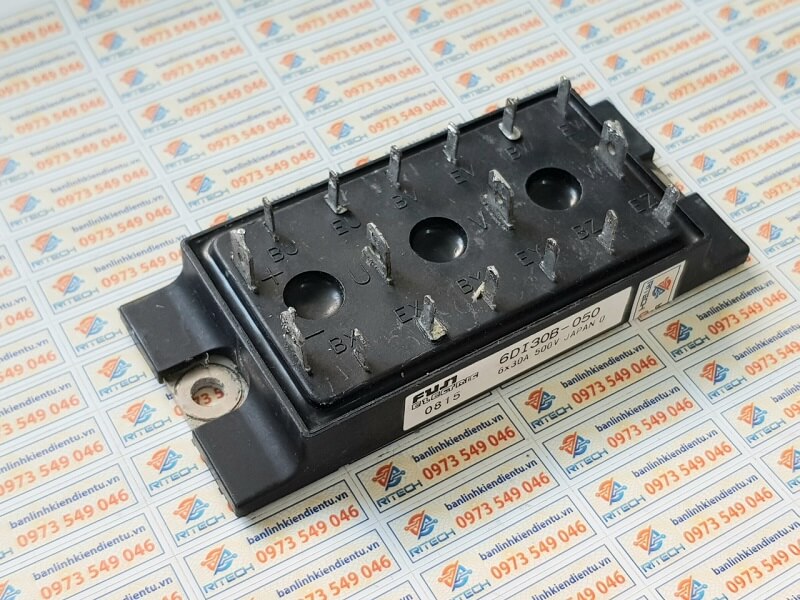 Alternative view of 6DI30B-050, 6DI30B-060 Module Transistor Fuji 30A 600V (tháo máy)