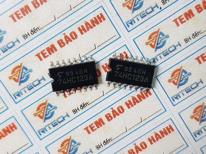 74HC123A-1