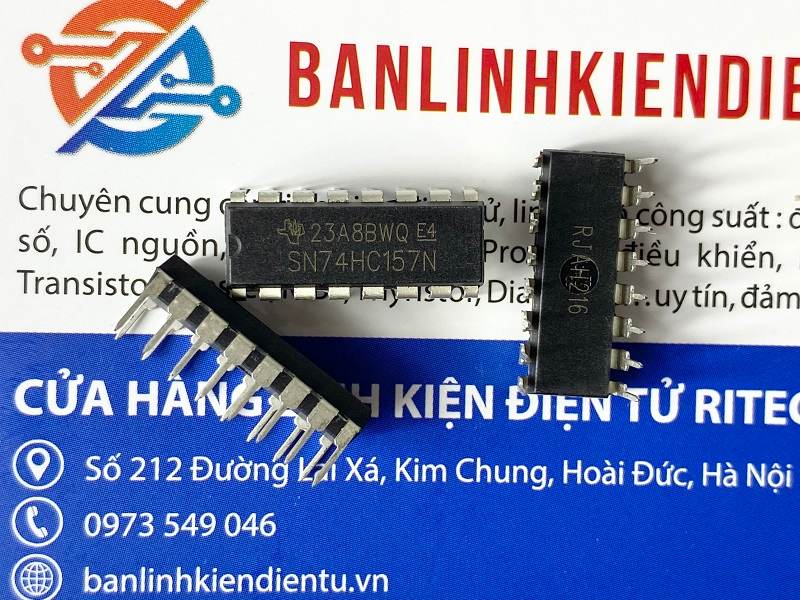 74HC157