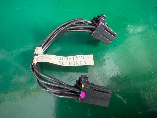 Fanuc A660-2005-T626#L100R0A Cable nối CX2A với CX2B Amp Fanuc