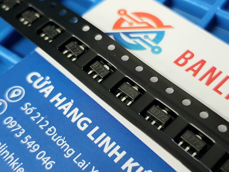 Alternative view of 2SB772, B772 Transistor PNP 3A 40V SOT-89