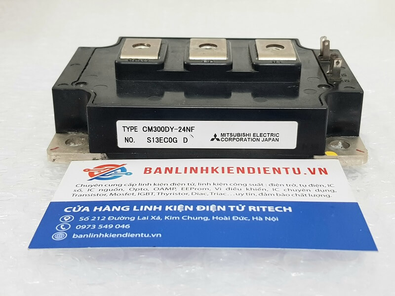Alternative view of CM300DY-24NF Module IGBT Mitsubishi 300A 1200V (Tháo máy)