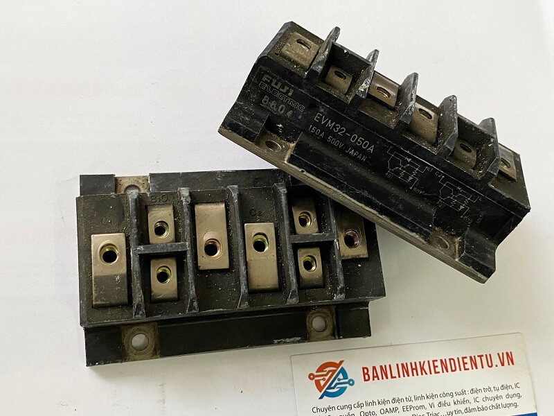 EVM32-050A-Transistor