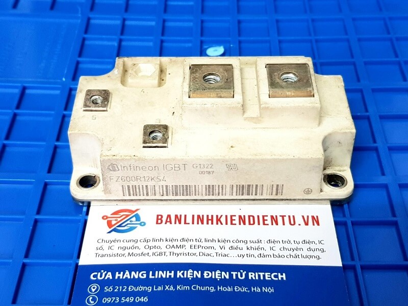 Alternative view of FZ600R12KS4 Module IGBT Infineon 600A 1200V (Tháo máy)