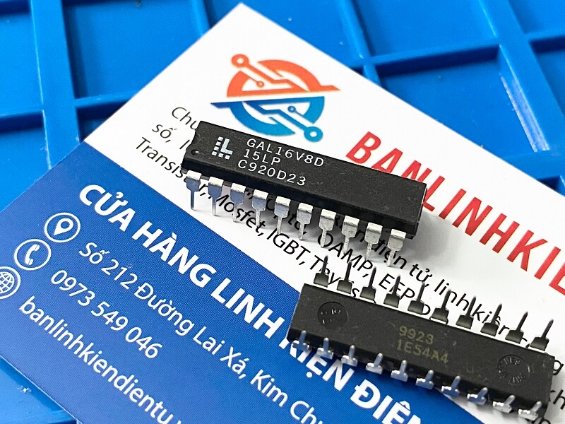 Alternative view of GAL16V8D-15LP GAL16V8D IC Logic DIP-20