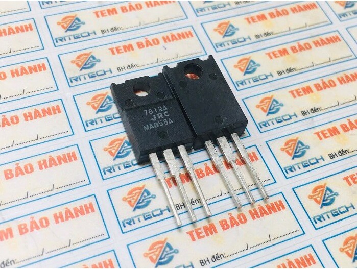 IC nguồn 7812A