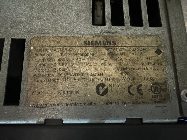 Alternative view of Biến tần Siemens Micromaster 430 22kw 6SE6430-2UD32-2DA0