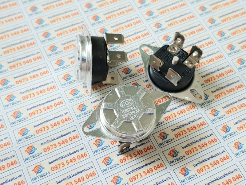 Relay nhiệt KSD302 85 độ 20A 250V thường đóng 4 chân