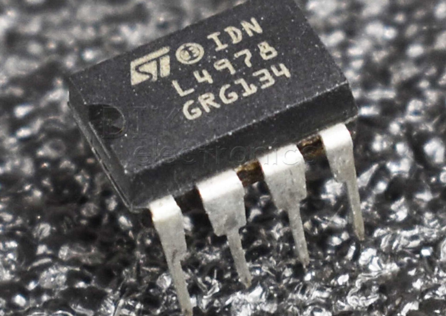 L4978 IC DIP8