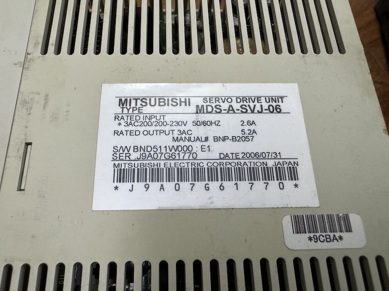 Alternative view of Bộ điều khiển Servo Drive MDS-A-SVJ-06 tháo máy