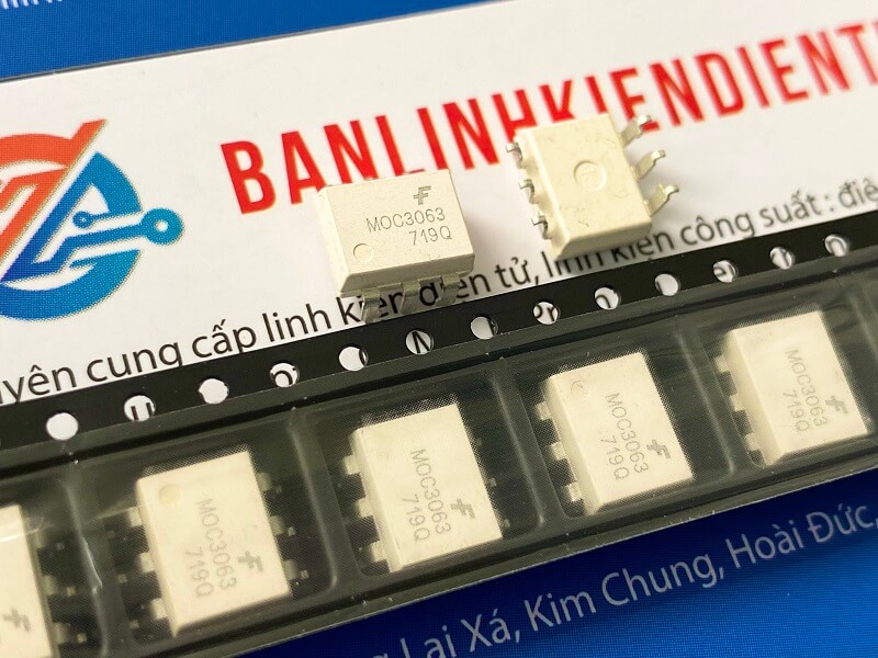 MOC3063-opto1