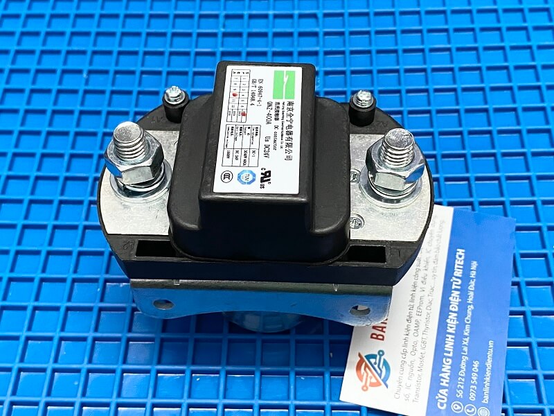 Alternative view of QNZ-400A Contactor biến tần Coil 24v