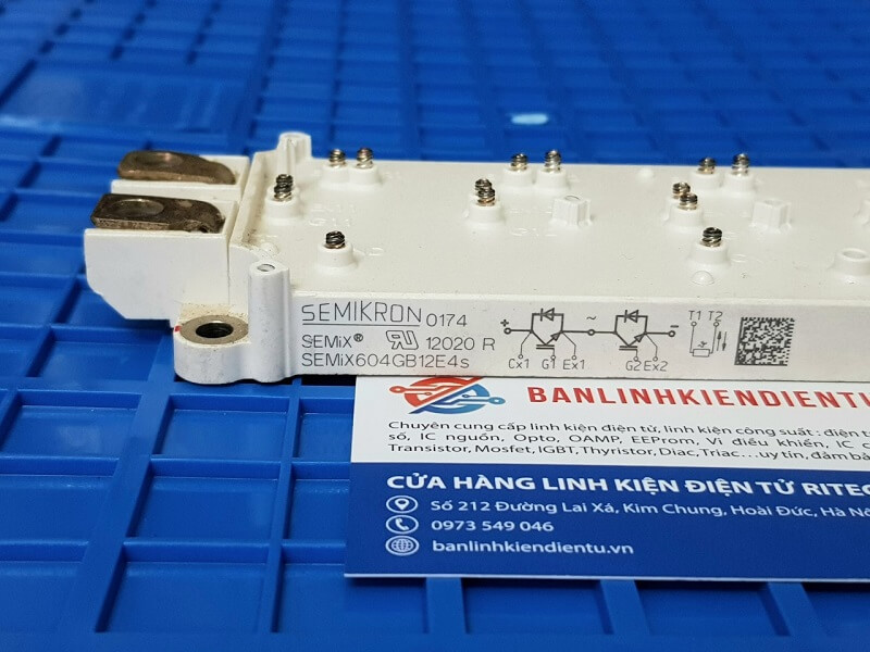 Alternative view of SEMiX604GB12E4s Module IGBT Semikron 600A 1200V (tháo máy)