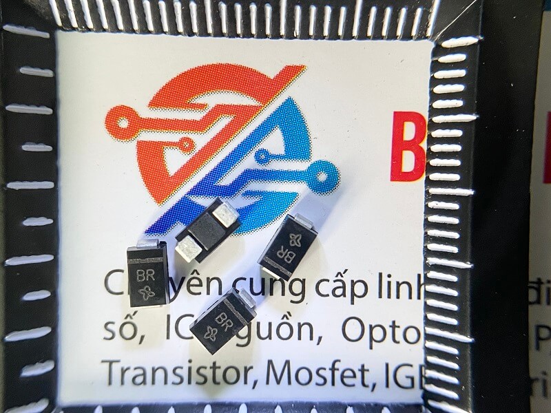 SMAJ17A-E3/61 SMAJ17A BR Diode 17V DO-214AC