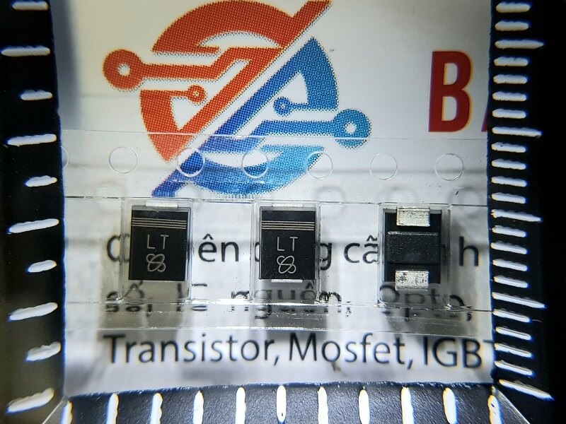 SMBJ18A-E3/52 SMBJ18A LT Diode TVS 18V DO-214AA