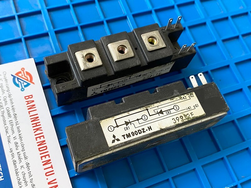 Alternative view of TM90DZ-H Module Thyristor 90A 800V (tháo máy)