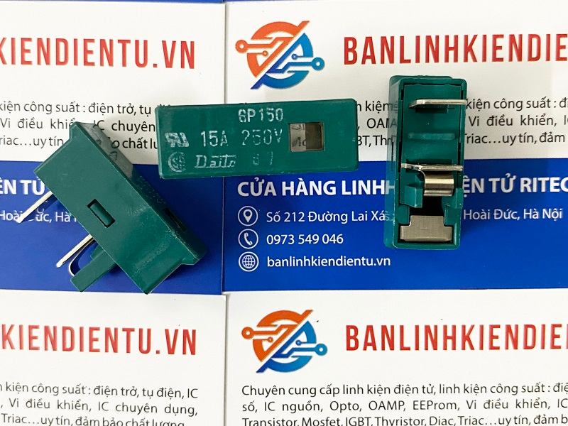 cầu chì fanuc 15A 250V GP150