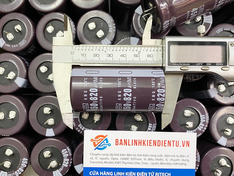 kich-thuoc-820uF 450V