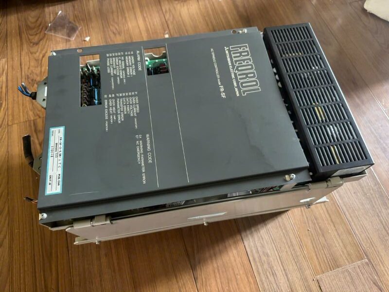 Alternative view of Bộ AC Spindle FR-SF-2-5.5K Mitsubishi Freqrol tháo máy đẹp