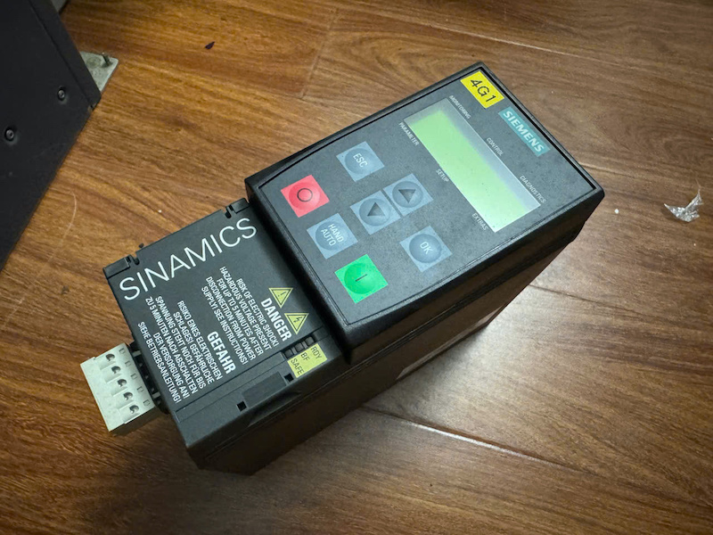 Biến tần Siemens SINAMICS G120C 0.75kw điện áp 380V - Ảnh 3