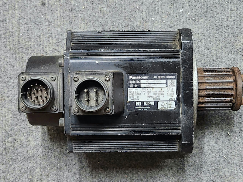 Motor servo AC Panasonic MDMA152P1G