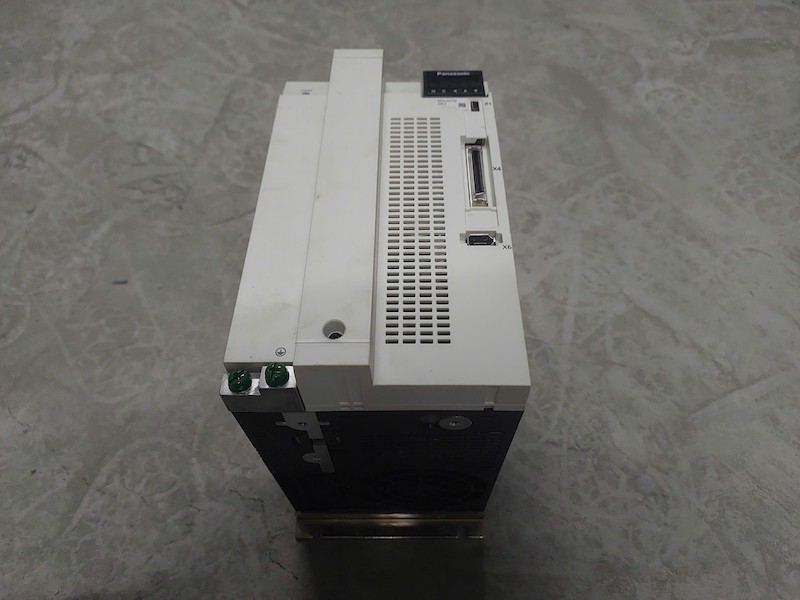 Bộ điều khiển servo driver Panasonic MFDLNA3SE