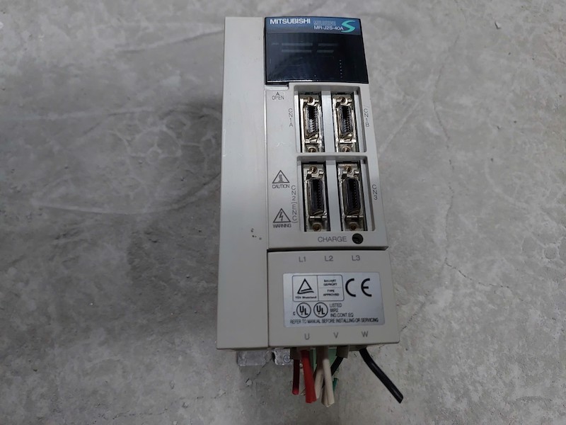 Bộ điều khiển servo driver Mitsubishi MR‑J2S‑40A