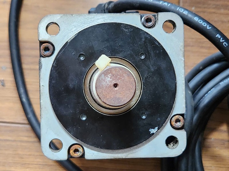 Alternative view of Motor servo AC Yaskawa SGM7J‑08AFAH161