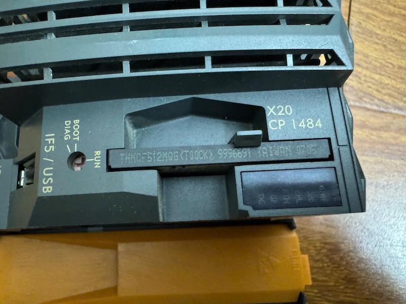Alternative view of PLC hãng B&R model X20CP1484