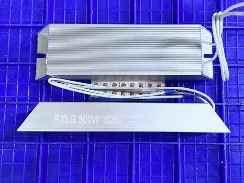 Điện trở xả RXLG 300W 150R vỏ nhôm 215x60x30mm