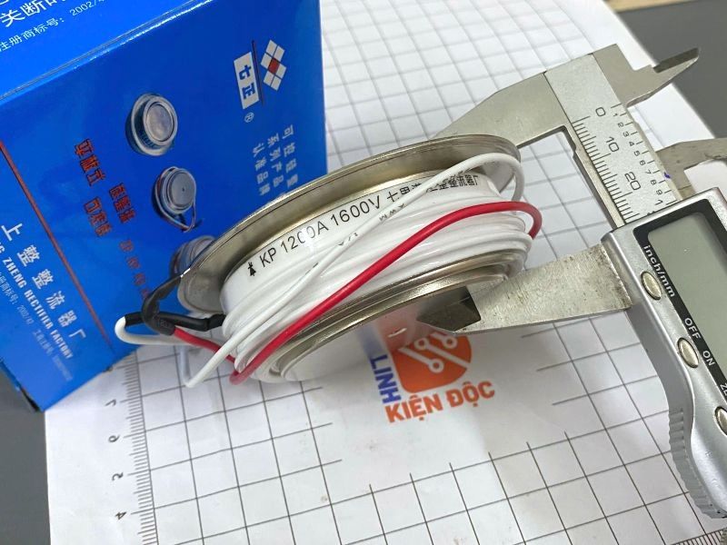 Alternative view of KP1200A1600V Thyristor SCR Dạng Đĩa 1200A 1600V