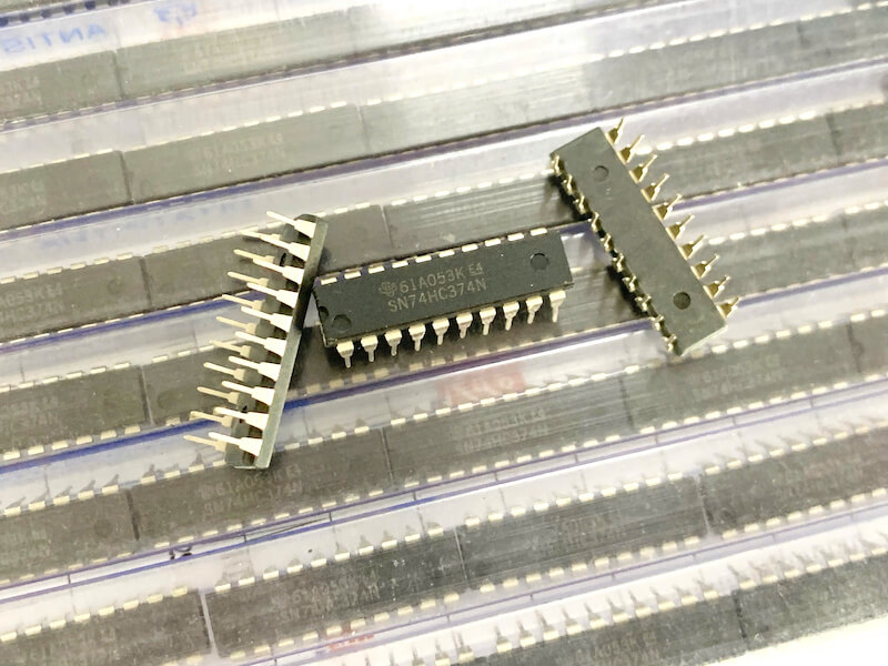 Alternative view of SN74HC374N 74HC374 74HC374N IC Số DIP-20 tháo máy