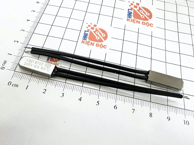 Alternative view of Relay nhiệt KSD9700 60 độ 5A 250V thường đóng