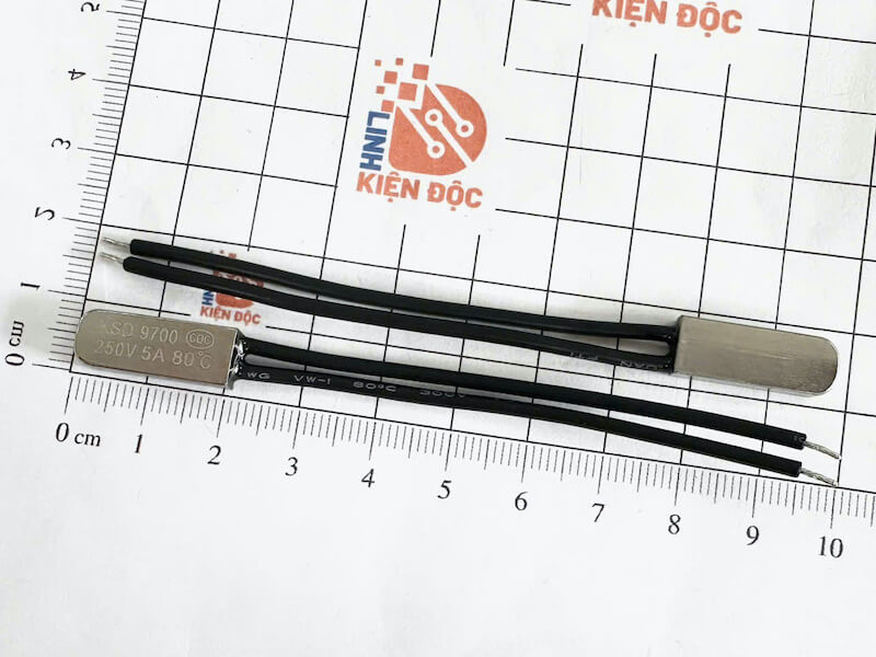 Alternative view of Relay nhiệt KSD9700 80 độ 5A 250V thường đóng