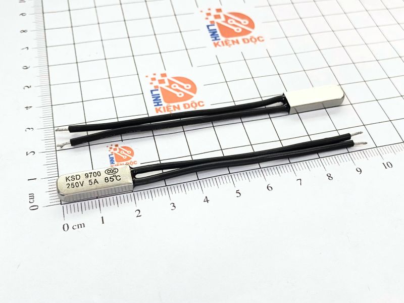 Alternative view of Relay nhiệt KSD9700 85 độ 5A 250V thường đóng
