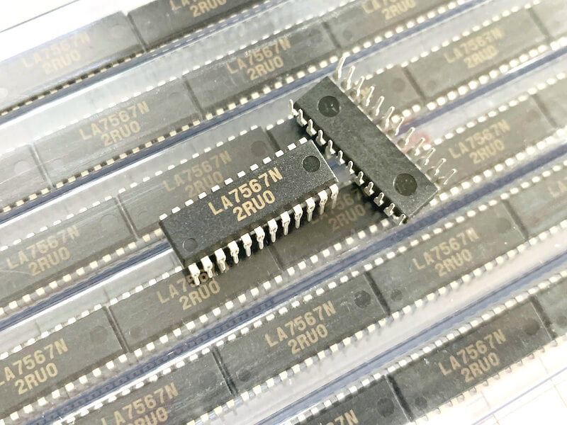 LA7567N