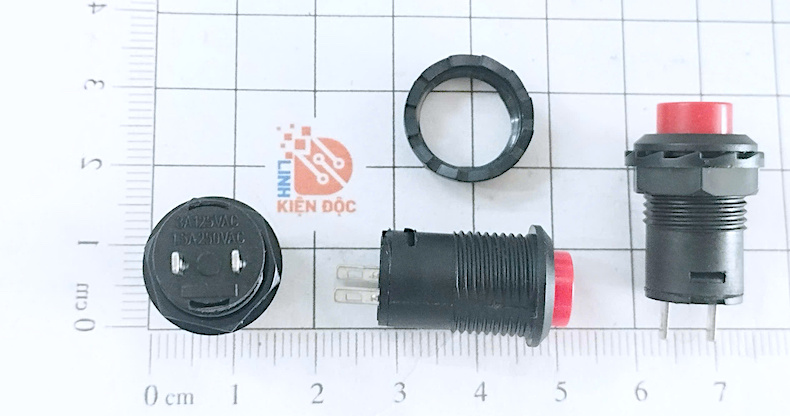 Nút nhấn tự giữ 250V 1.5A màu đỏ 12mm