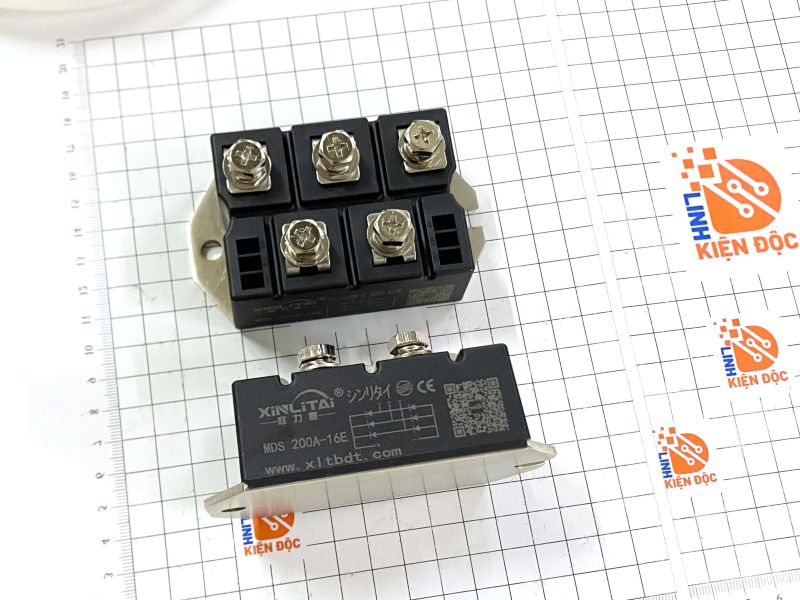 Alternative view of MDS200A-16 Chỉnh lưu cầu 3 pha 200A 1600V