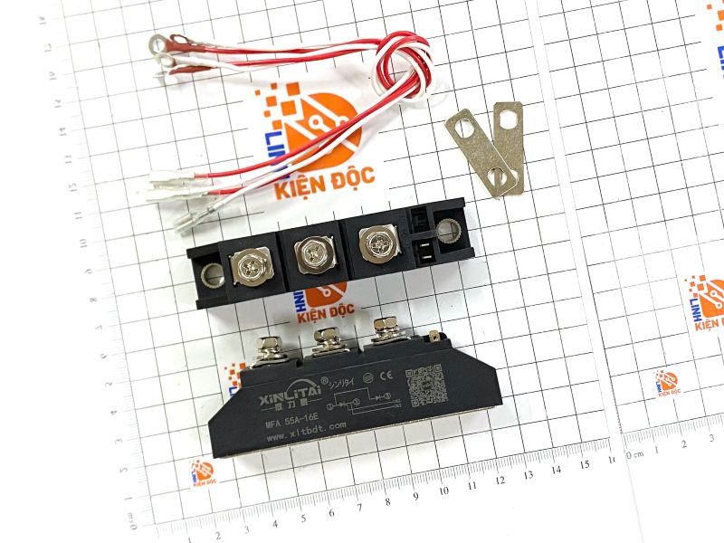 Alternative view of MFA 55A-16 Thyristor 55A 1600V