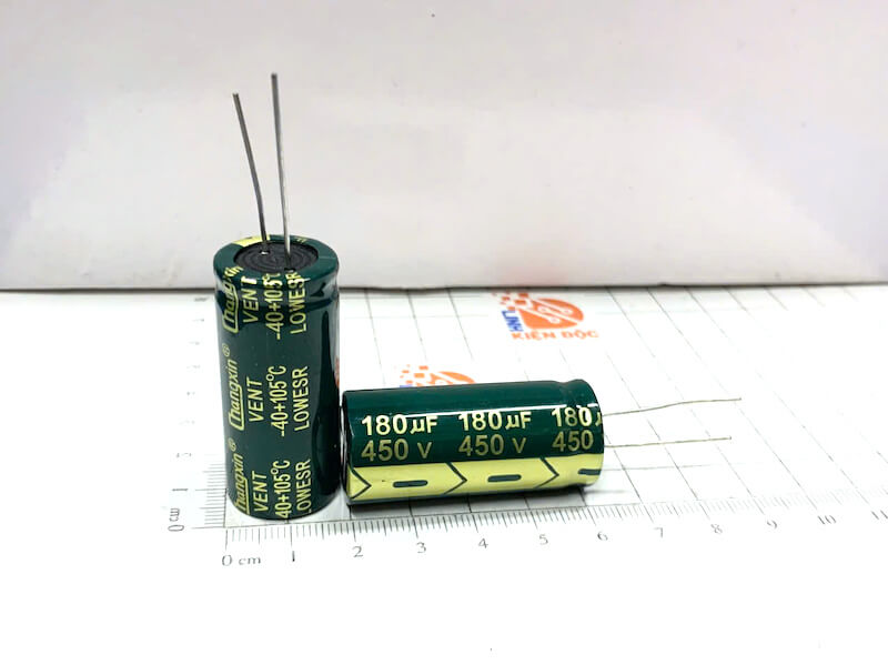 Alternative view of Tụ hoá 450V 180UF 18X40mm